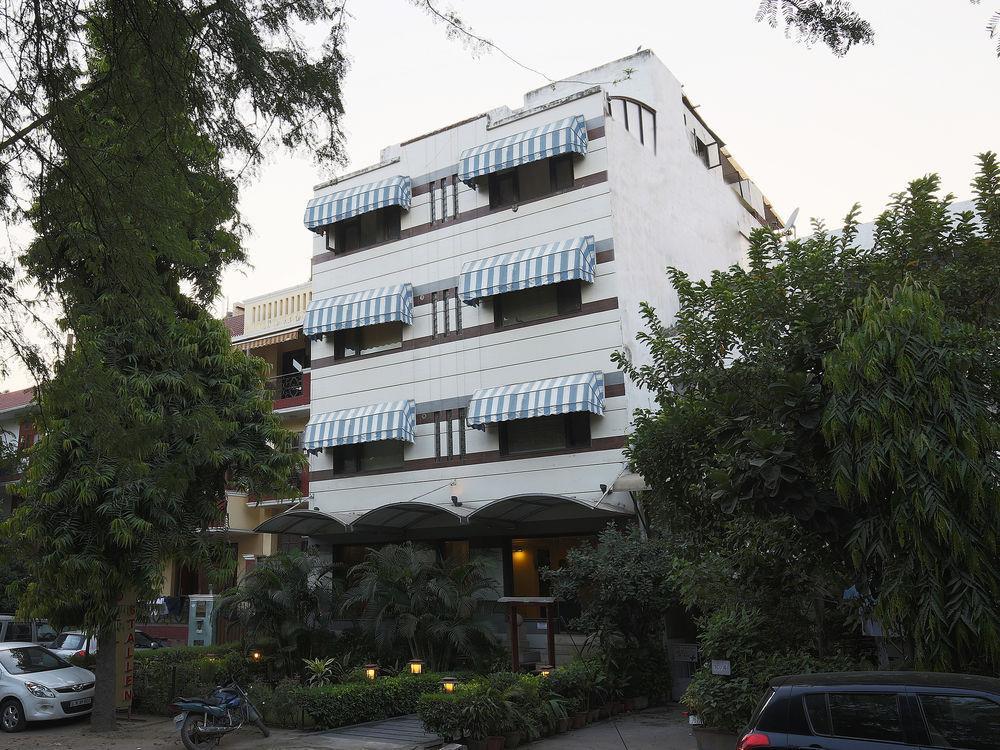 Fabhotel Aashray Nehru Place Yeni Delhi Dış mekan fotoğraf